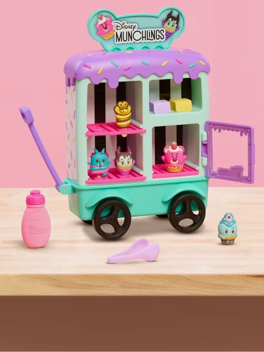 Disney NWT Munchlings Ice Cream Cart 10 Piece Color Changing Figure Playset